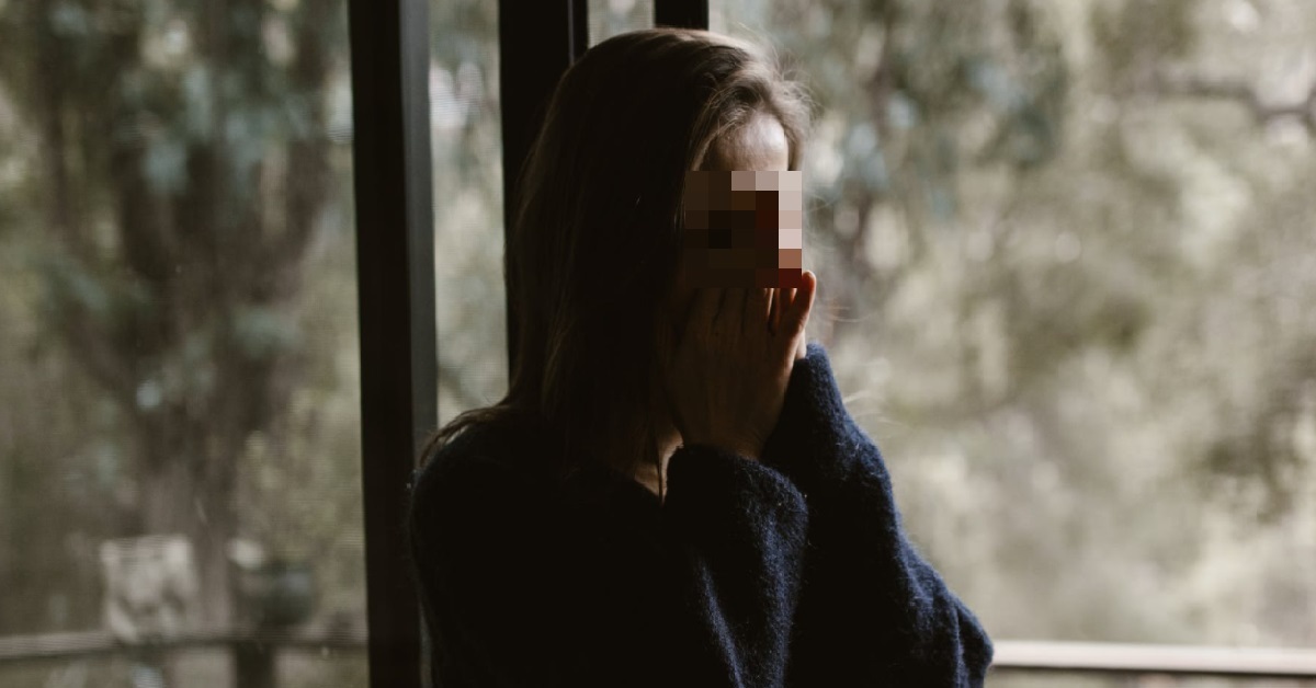 GIRL FOUND OUT THAT HER BF IS STILL SEEING HIS EX, SLEEPS AT HER PLACE
