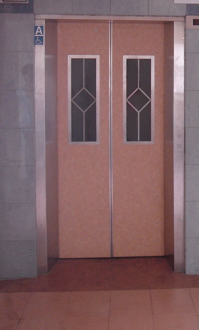Singapore Lifts – No display of maintenance required?