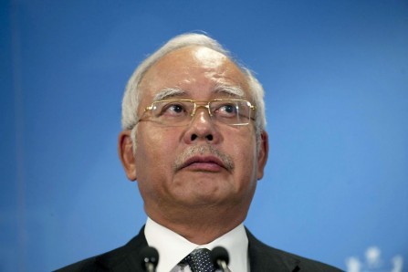 Matathir Sue Prime Minister For Corruption