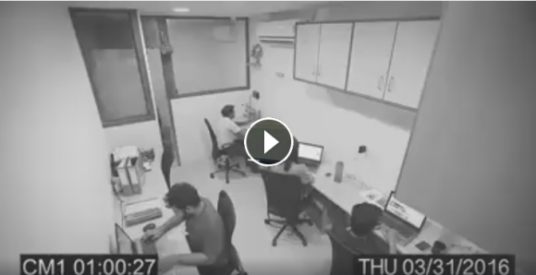 Live Murder Caught On CCTV, Watch till the end…