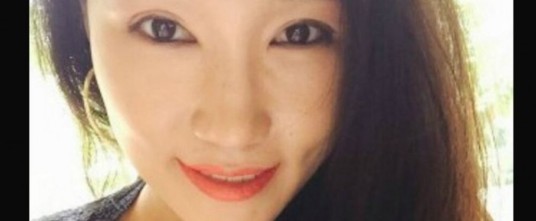 Singapore Woman Swim Topless At Sentosa, Arrested!