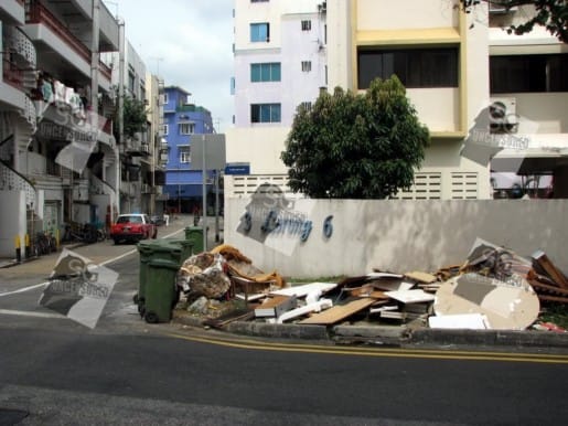 Secret Society Surround Police at Geylang Lorong 6