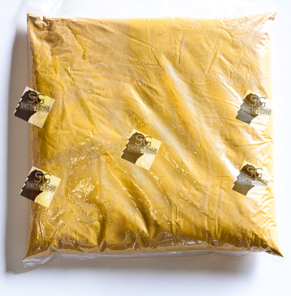 Someone throw a bag of curry powder at me!!!!