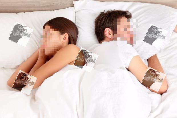 My angmo bf refuse to be intimate with me without makeup