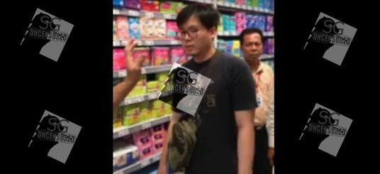 Guy Splash His kkb juice On Girl In Supermarket!!! (Video)