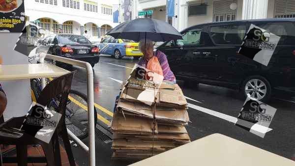 Cardboard Auntie Get Bullied By PRC FT. Steal Auntie’s Cardboard.