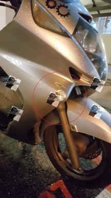 Motorcycle get Hit & Run at Blk 841 Open carpark!!! Please help to share!