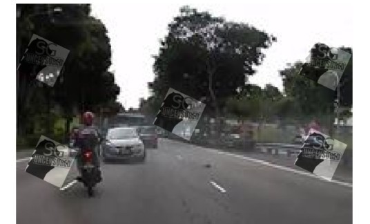 Malaysia Car Got Hit And Spin Out By Mazda AT SLE!!!!!!!!!! (VIDEO)