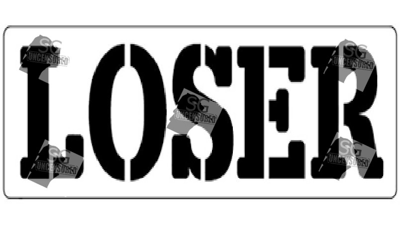 SG Guy Bought $36 necklace for GF say it cost $2000. Everything Fake. Degree Also Fake