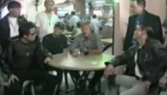 Singapore Old School Hokkien Gangster Negotiation(Video)