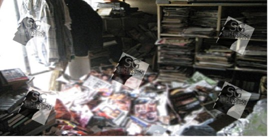 P*rn Magazines Collection of 6000KG FELL on top of Japanese Man and crushes him to death!!!