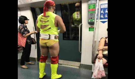 IS THAT A HULK HOGAN COSPLAY? OR UNDERWEAR TOO SMALL FOR PHUA CHU KANG?