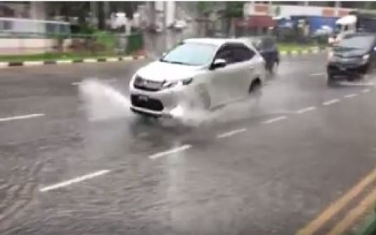 PUB ISSUED A “HIGH FLOOD RISK” WARNING FOR TANJONG PAGAR ROAD AND CRAIG ROAD