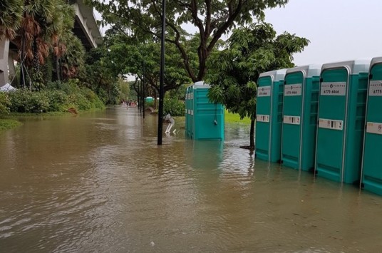 GARDEN BY THE BAY “POND” LEH. “WITHOUT THE GARDEN ONLY BAY.”