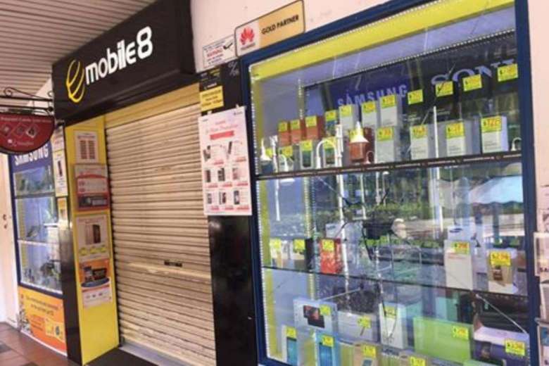 MOBILE PHONES STOLEN FROM MOBILE 8 @ GREENRIDGE SHOPPING CENTER