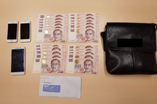 2 man arrested for claiming to be police officers