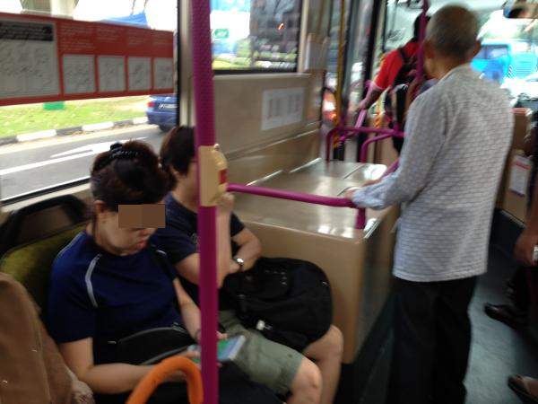 EH AUNTIE! SEE OLD MAN STILL DON’T GIVE SEAT?