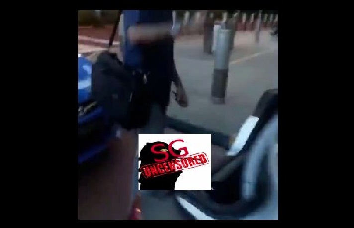 GRAB DRIVER AND PASSENGER ARGUES OVER $5 AT AIRPORT AFTER CHANGING DESTINATION(VIDEO)