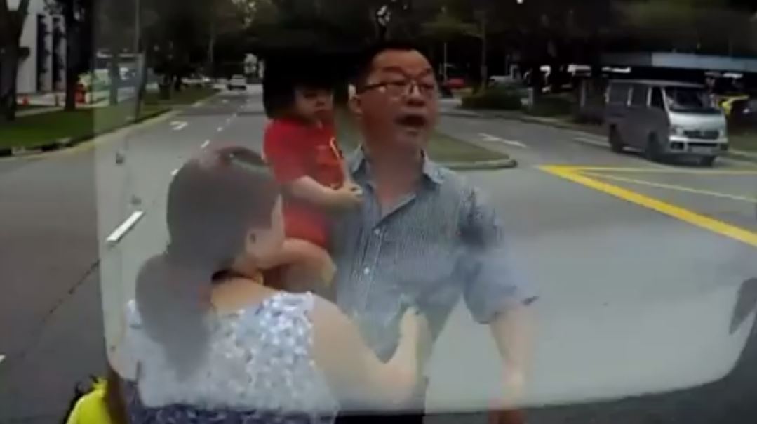 PASSENGER J WALK STILL HAVE CHEEK TO ARGUE, WHILE ENDANGERING A BABY!!(VIDEO)