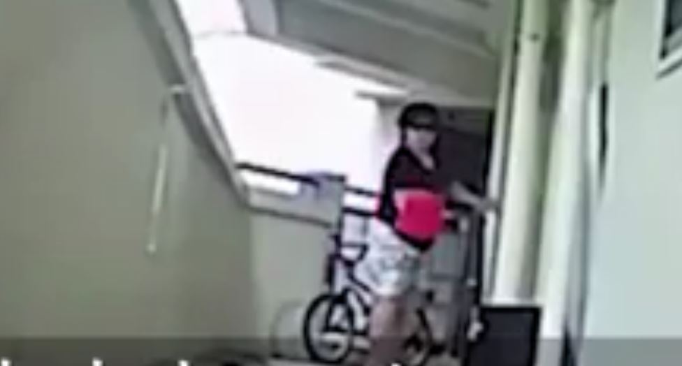 THE URINE THROWING AUNTIE FROM YISHUN HAS FINALLY BEEN ARRESTED!!!