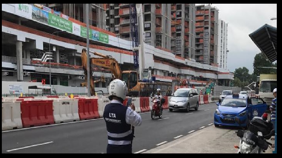 BEWARE! LTA SPOTTED AT YISHUN. DONT ANYHOW PARK HOR!