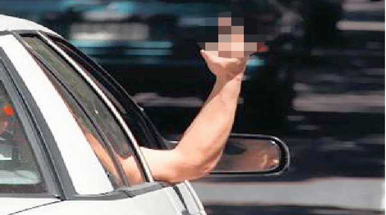 ANGMO FT CLAIMS THAT MOST OF OUR DRIVER ARE A**HOLE AND SELF ENTITLED