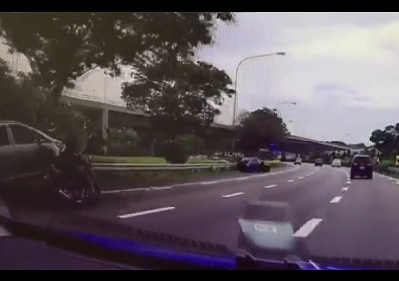 38 Y.O MOTHER DIED WHILE PROTECTING HER 3 Y.O SON ALONG SLE (VIDEO)