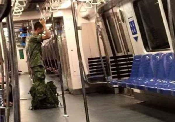 BORN IN USA SG MAN FELT THAT MINDEF HAS BEEN A STUMBLING BLOCK IN HIS LIFE!