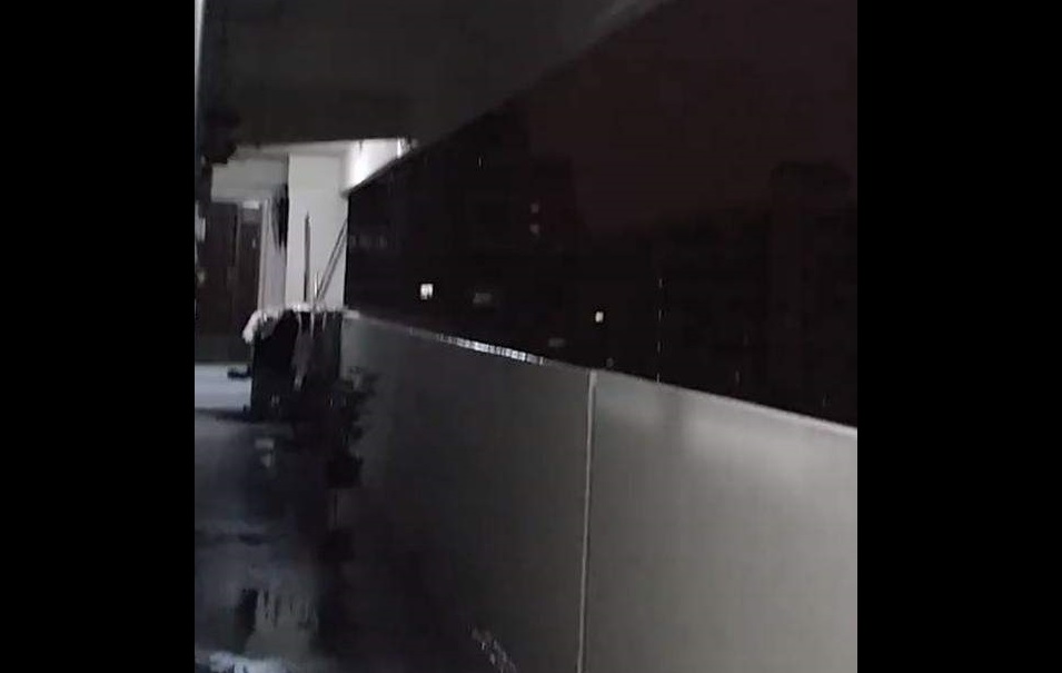 HDB ROOF LEAKING FOR 4 MONTHS. TAMPINES TOWN COUNCIL YET TO TAKE ACTION