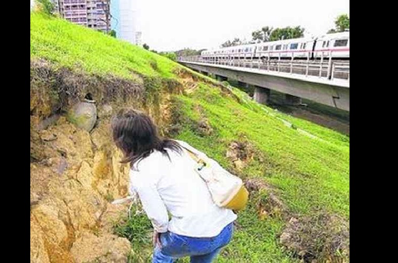 YISHUN GHOST ENCOUNTER AFTER PASSING OF MAN’S GRANDMA