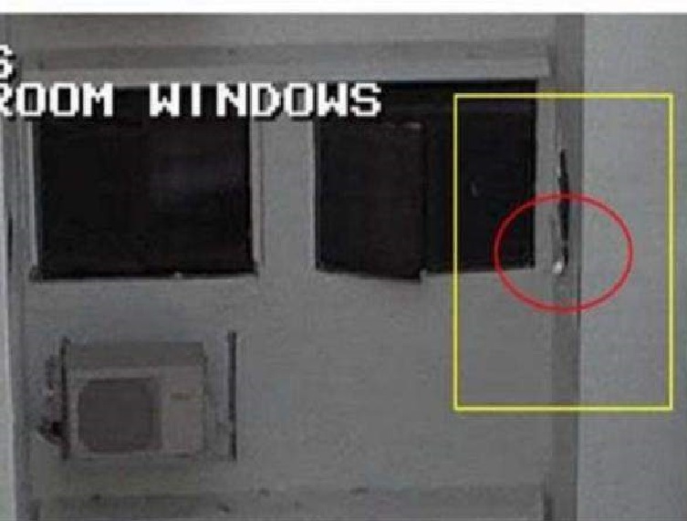 WOMAN CAUGHT THROWING SANITARY PAD @ TOA PAYOH