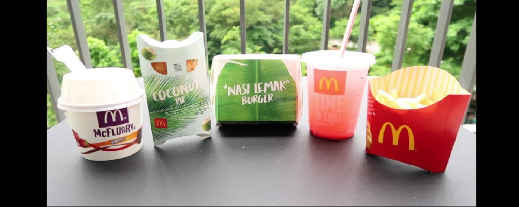 McDonald's New Nasi Lemak Burger is Back! 😱😋 #mcdonalds #nasilemak  #bandung #new #burger 