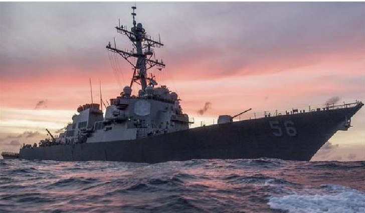 SG NAVY FORCES ASSISTING US NAVAL VESSELS IN RESCUE WORK AFTER US warships collided with merchant ships in Strait of Malacca!