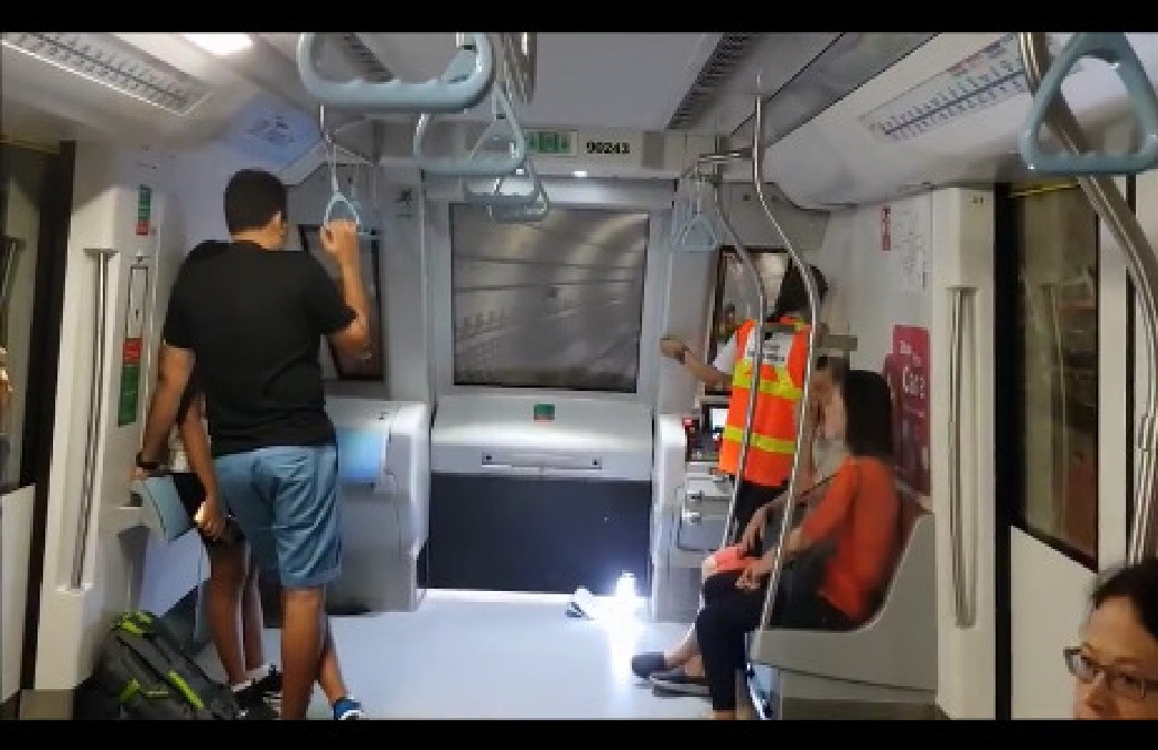 VIDEO OF MRT FAIL ON THE FIRST DAY HAIZ SIAN (VIDEO)