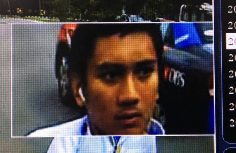 HOOLIGAN NOT HAPPY GET HORNED BROKE WINDSCREEN THEN WENT TO HIDING (VIDEO)