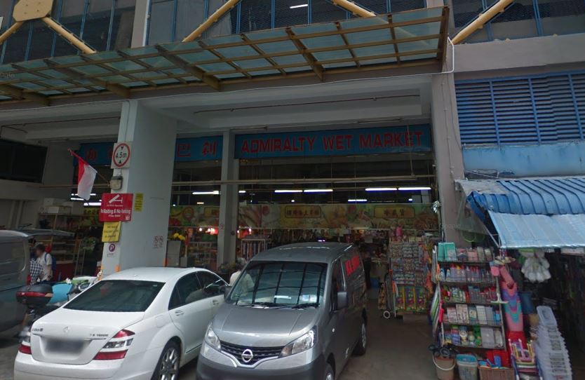 WOMAN WARNS OF PERVERT AT ADMIRALTY MRT FOOD COURT