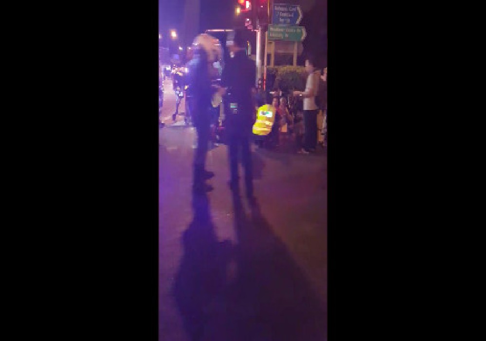 ACCIDENT NEAR WOODLANDS CHECKPOINT 26 PEOPLE INJURED!!! (VIDEO)