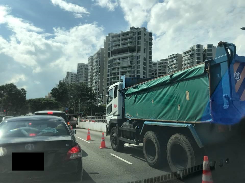 ROAD WORKS AT BUANGKOK EXIT AVOID EXITING FROM HERE IF POSSIBLE!