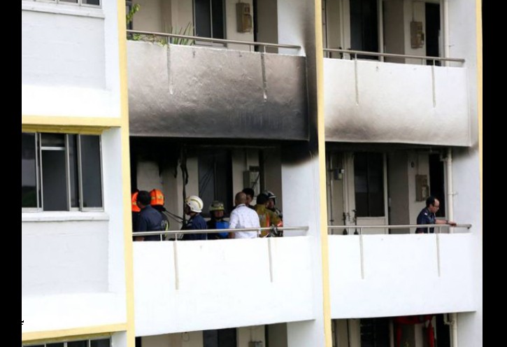BURNT BODY FOUND IN HDB BEDROOM AT ALJUNIED. MURDER? SUICIDE?