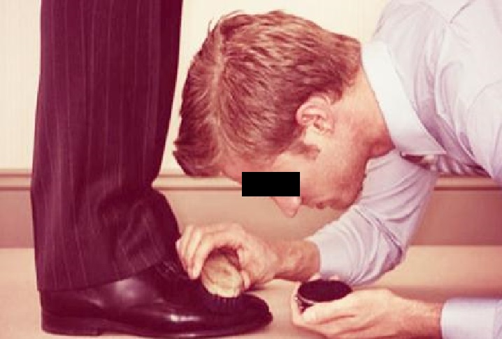 MY EX-SCHOOLMATES USED TO SUCK UP TO ME BECAUSE MY DAD WAS A HOD IN SCHOOL