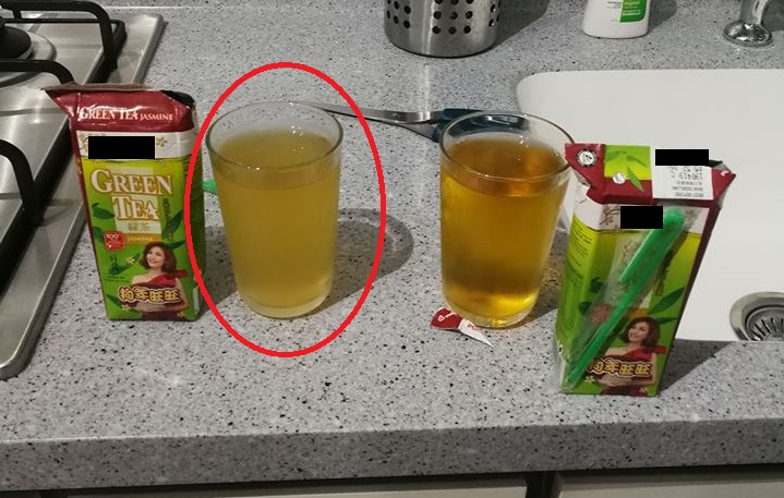 DO NOT DRINK WHEN THE PACKET DRINK IF THE CARTOON BOX IS BLOATED!!