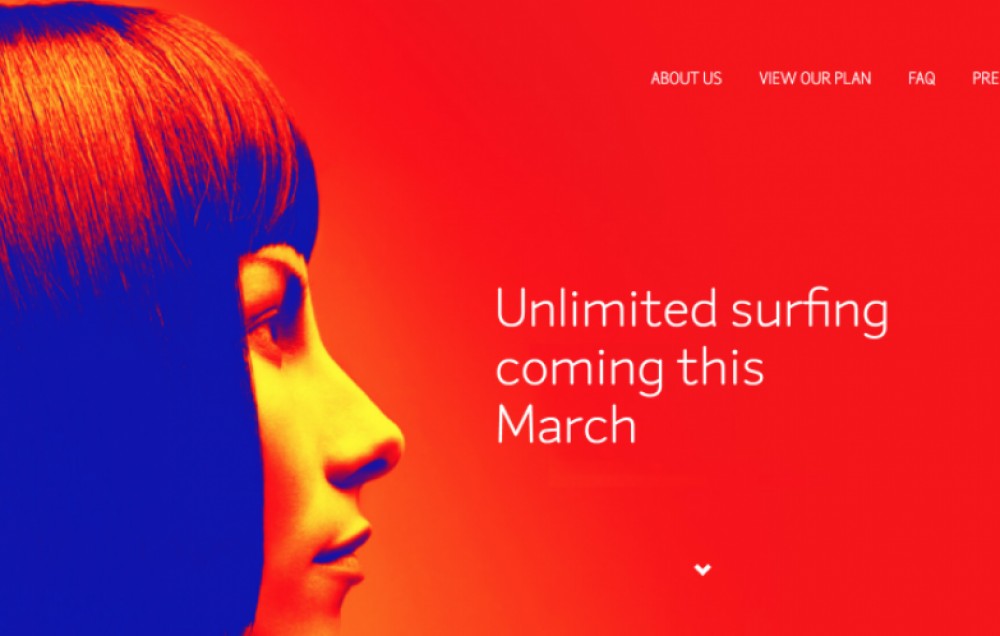 Zero1 offers unlimited data plan, 200 mins talk time, 200 SMS at S$19/month! WOW!