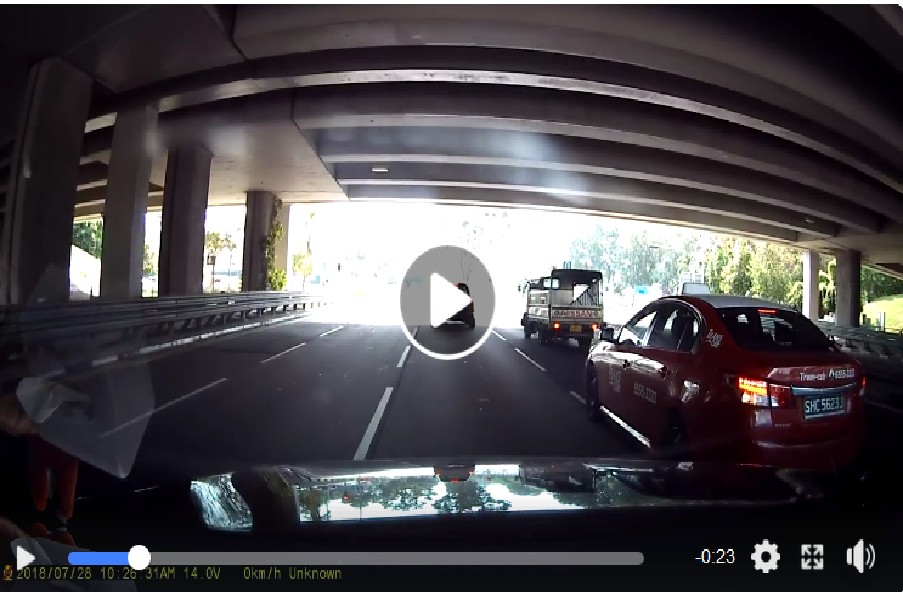 TRANSCAB TAXI DRIVER GIVES THE FINGER