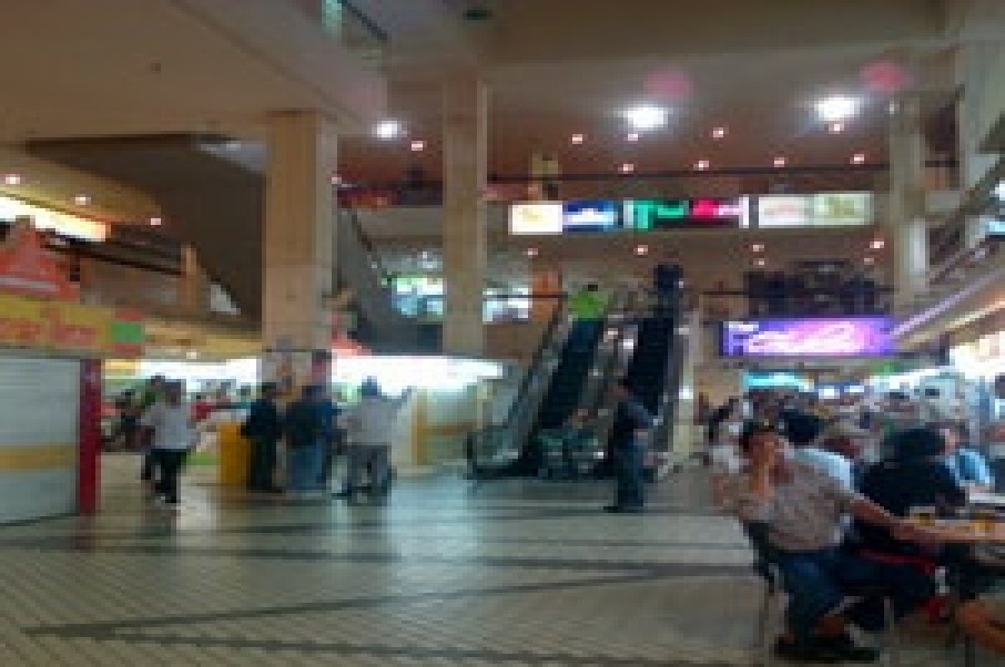 DRUNK PASSENGER FROM GOLDEN MILE TRY TO BE CHEAP