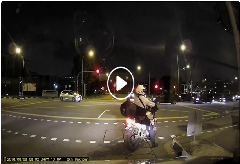 CARPARK WARDEN THINK HIS ABOVE THE LAW. (VIDEO)