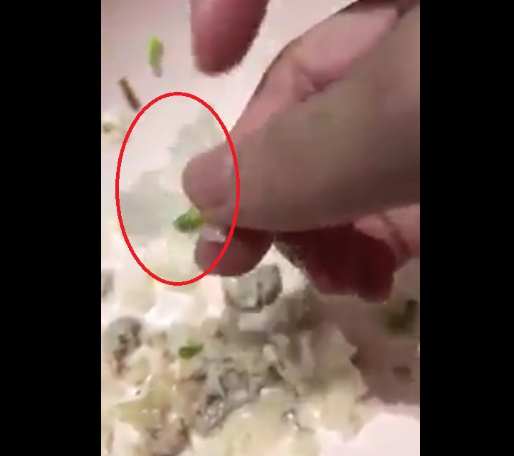 PLASTIC FOUND IN PORK SOLD FROM GIANT SUPERMARKET!