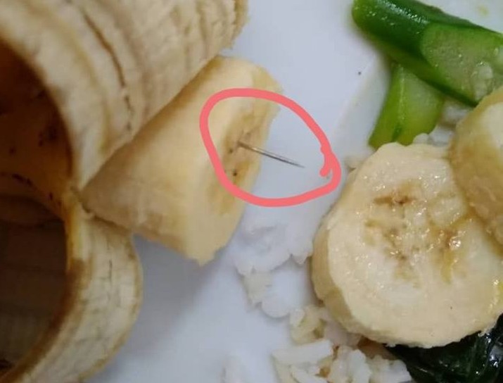 MALAYSIA BOLEH. NEEDLE FOUND IN BANANA TO HARM OTHERS