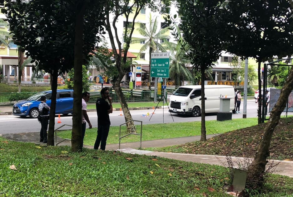 WOMAN DIES AFTER GETTING HIT BY VAN @ BUKIT BATOK