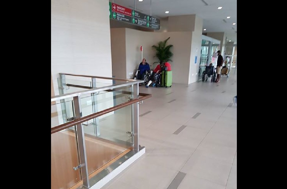 ELDERLY HOMELESS COUPLE SPOTTED LOITERING AT HOSPITAL