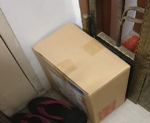 F UP SINGPOST DELIVERY. LEAVE ITEM OUTSIDE WITHOUT INFORMING